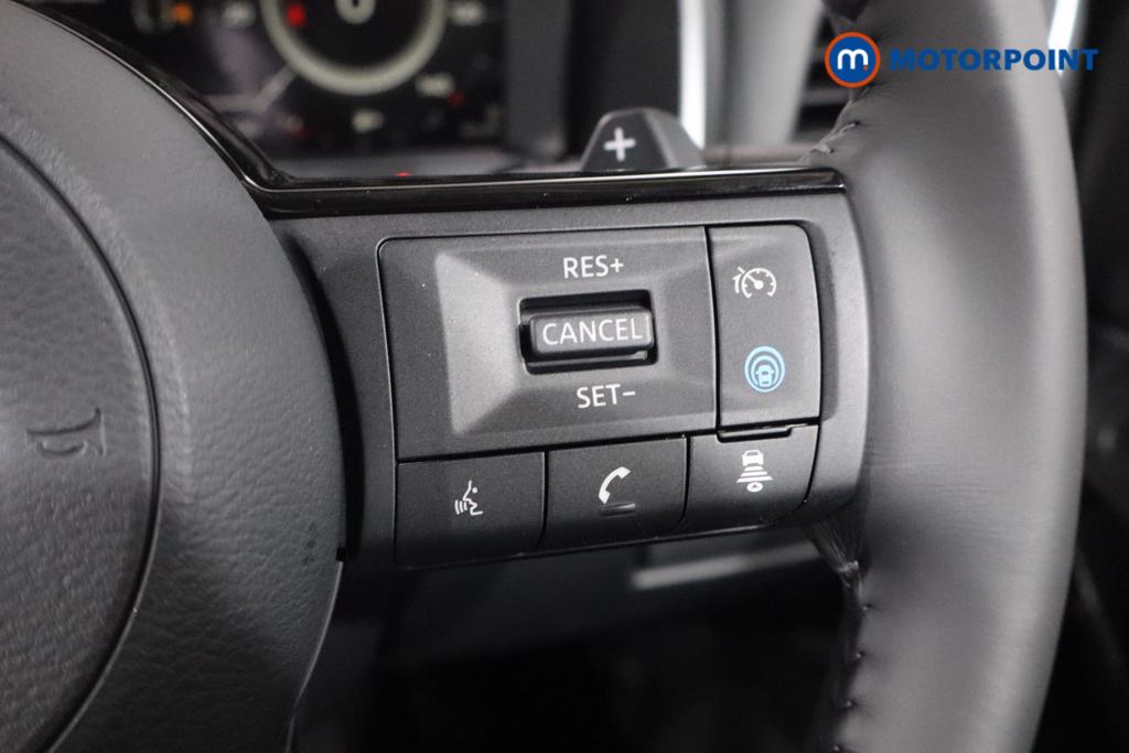 Nissan Qashqai N-Connecta Automatic Petrol SUV - Stock Number (1569873) - 8th supplementary image
