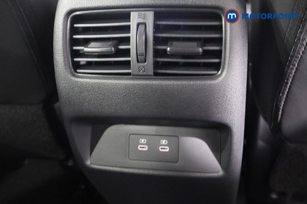 Nissan Qashqai N-Connecta Automatic Petrol SUV - Stock Number (1569873) - 15th supplementary image
