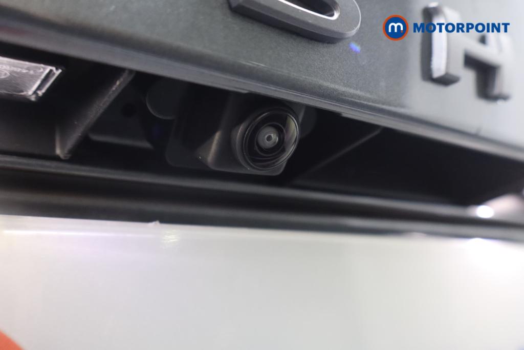 Nissan Qashqai N-Connecta Automatic Petrol SUV - Stock Number (1569873) - 17th supplementary image