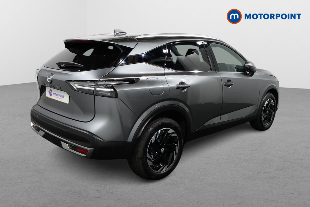 Nissan Qashqai N-Connecta Automatic Petrol SUV - Stock Number (1569873) - Drivers side rear corner