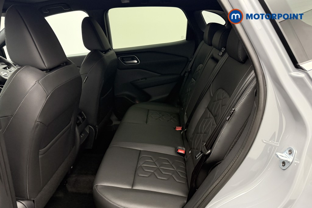 Nissan Qashqai Tekna Automatic Petrol SUV - Stock Number (1569913) - 2nd supplementary image