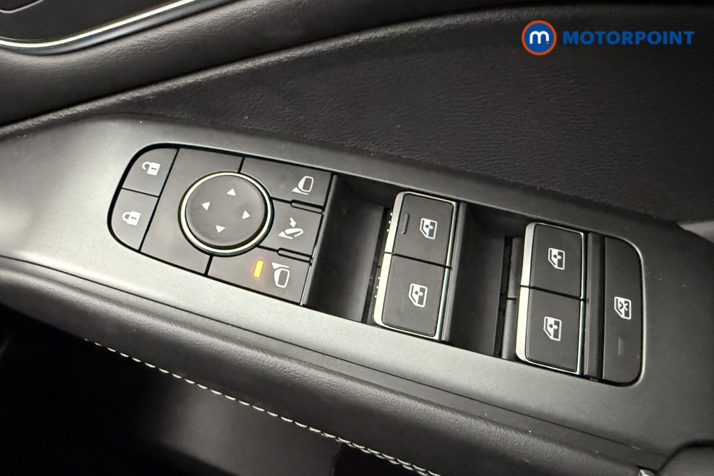 Nissan Qashqai Tekna Automatic Petrol SUV - Stock Number (1569913) - 16th supplementary image