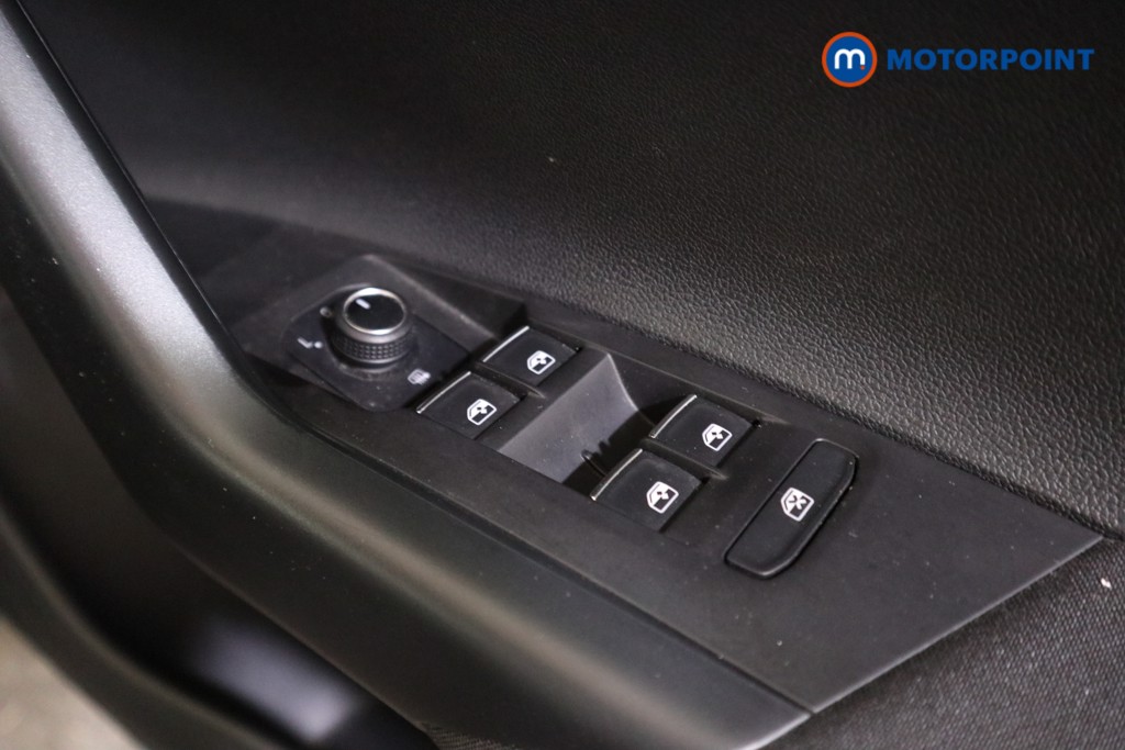 Volkswagen Polo SE Manual Petrol Hatchback - Stock Number (1570027) - 11th supplementary image