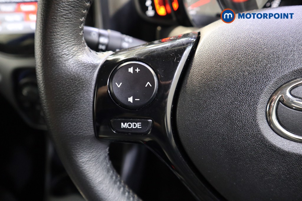 Toyota Aygo X-Play Manual Petrol Hatchback - Stock Number (1570226) - 3rd supplementary image