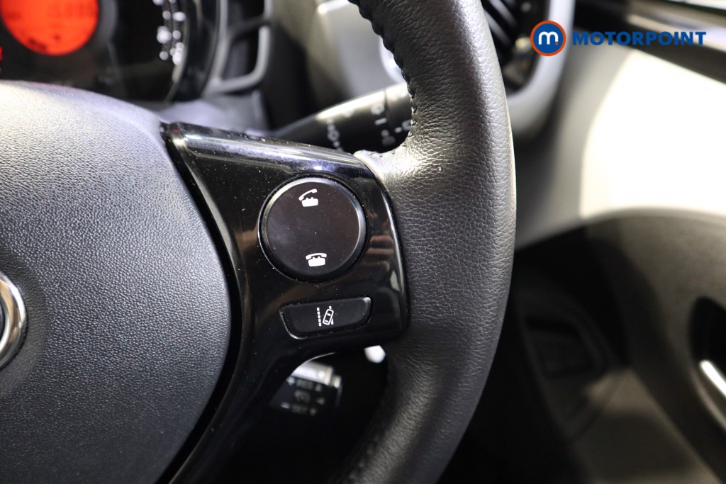 Toyota Aygo X-Play Manual Petrol Hatchback - Stock Number (1570226) - 4th supplementary image