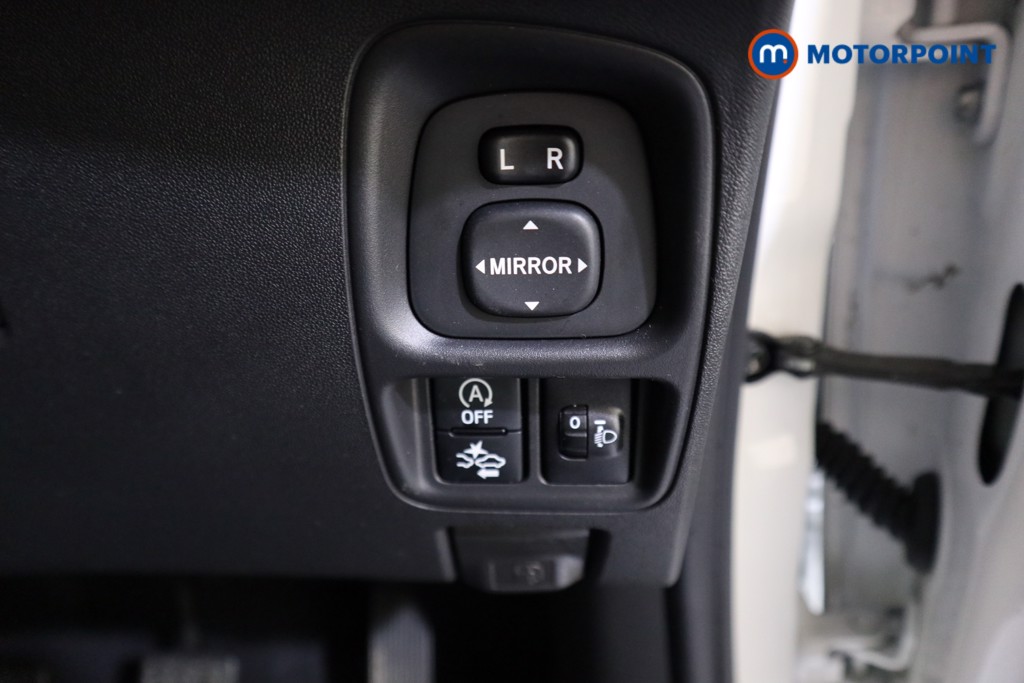 Toyota Aygo X-Play Manual Petrol Hatchback - Stock Number (1570226) - 9th supplementary image