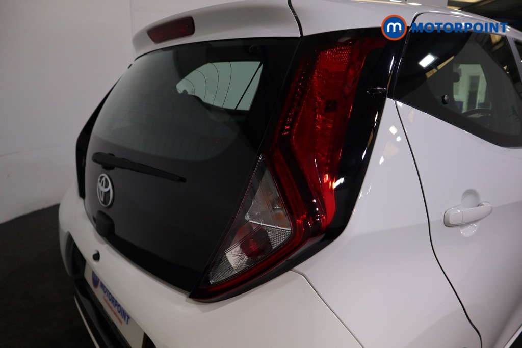 Toyota Aygo X-Play Manual Petrol Hatchback - Stock Number (1570226) - 19th supplementary image