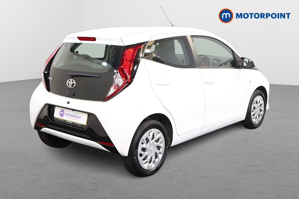 Toyota Aygo X-Play Manual Petrol Hatchback - Stock Number (1570226) - Drivers side rear corner