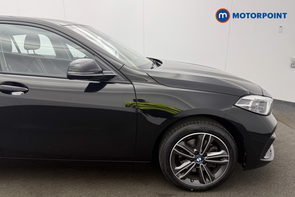 BMW 1 Series Sport Manual Petrol Hatchback - Stock Number (1570254) - 8th supplementary image