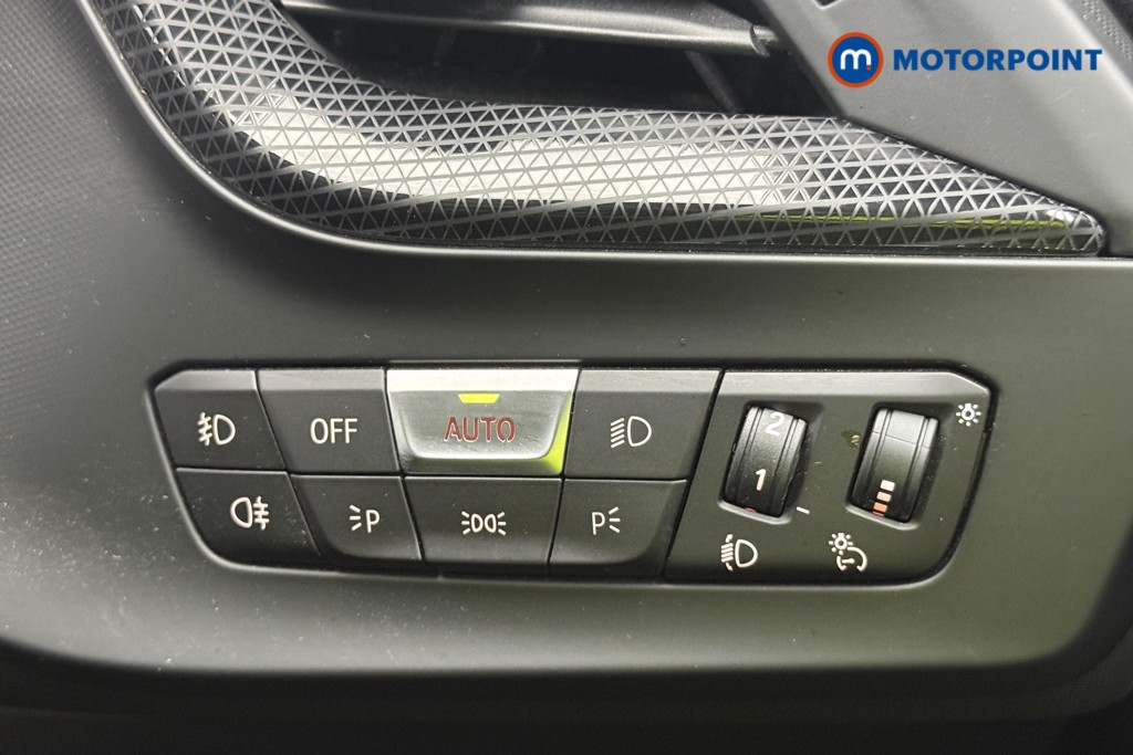 BMW 1 Series Sport Manual Petrol Hatchback - Stock Number (1570254) - 24th supplementary image