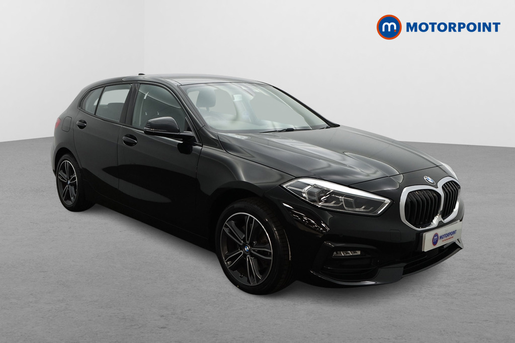 BMW 1 Series Sport Manual Petrol Hatchback - Stock Number (1570254) - Drivers side front corner