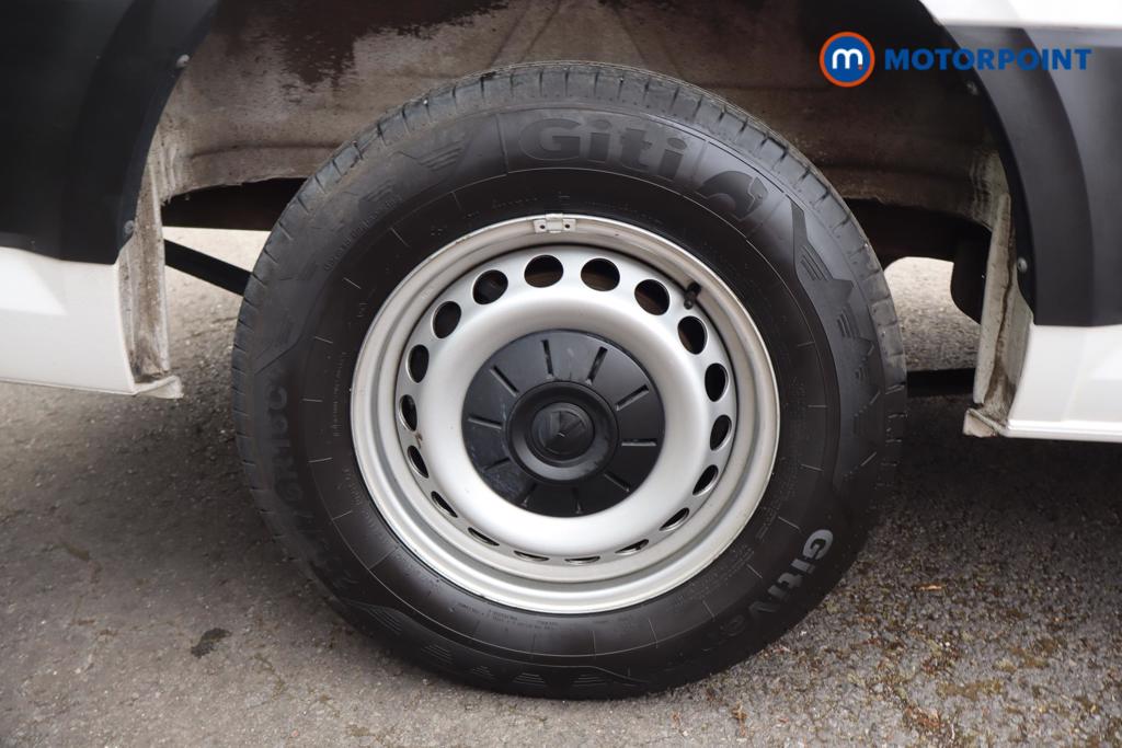 Volkswagen Crafter Trendline Manual Diesel High Volume-High Roof Van - Stock Number (1570520) - 14th supplementary image