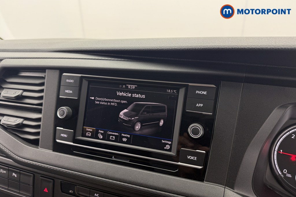 Volkswagen Transporter Highline Manual Diesel Panel Van - Stock Number (1570524) - 2nd supplementary image