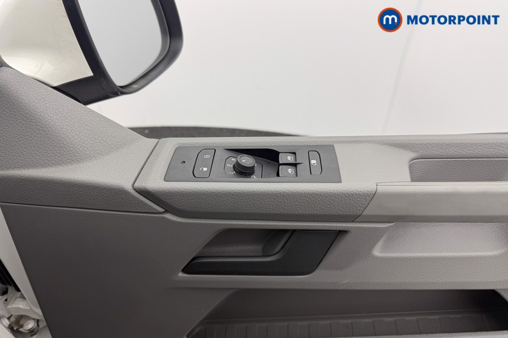 Volkswagen Transporter Highline Manual Diesel Panel Van - Stock Number (1570524) - 10th supplementary image