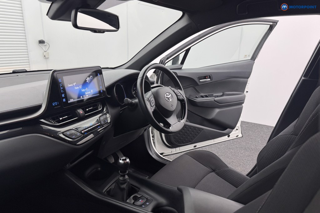 Toyota C-Hr Icon Manual Petrol SUV - Stock Number (1570624) - 6th supplementary image