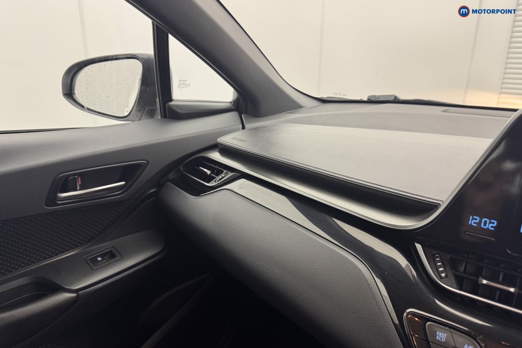 Toyota C-Hr Icon Manual Petrol SUV - Stock Number (1570624) - 15th supplementary image
