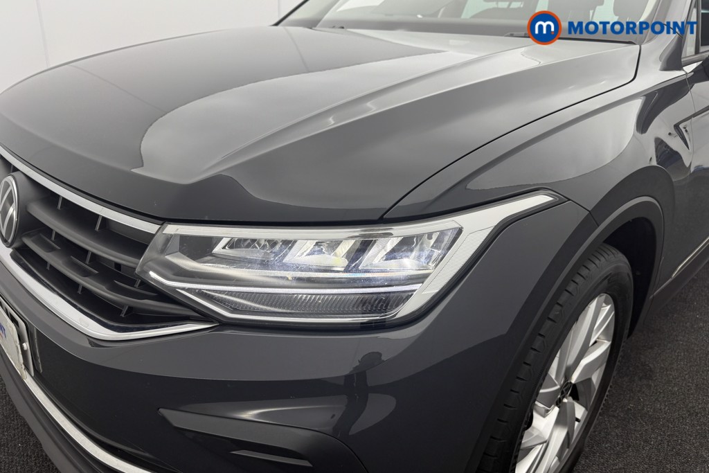 Volkswagen Tiguan Life Automatic Petrol SUV - Stock Number (1570722) - 16th supplementary image