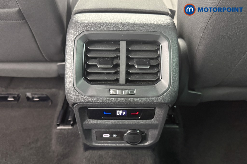 Volkswagen Tiguan Life Automatic Petrol SUV - Stock Number (1570722) - 21st supplementary image