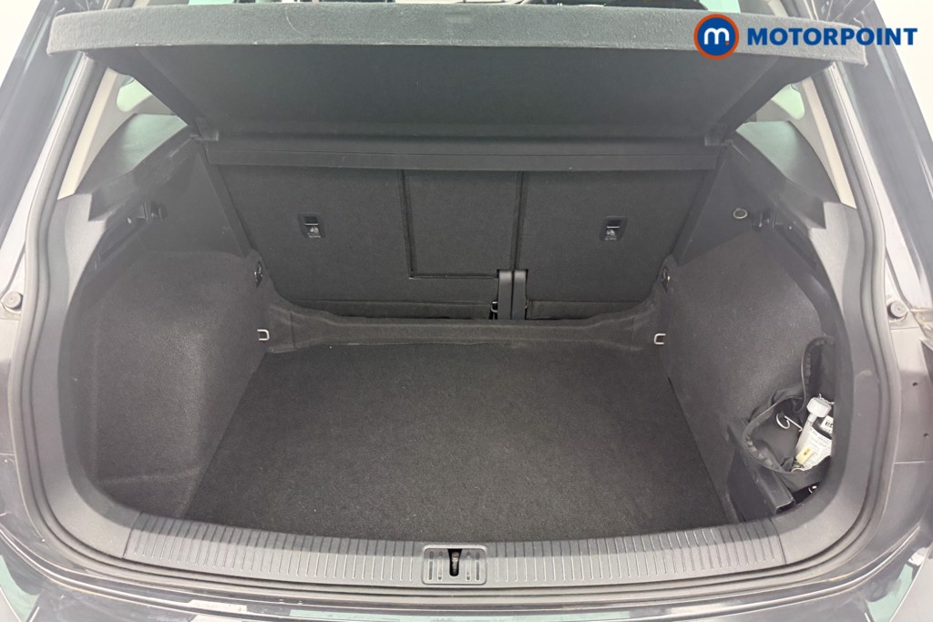Volkswagen Tiguan Life Automatic Petrol SUV - Stock Number (1570722) - 25th supplementary image