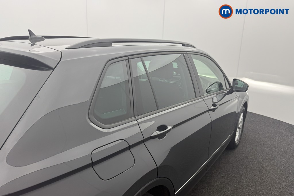 Volkswagen Tiguan Life Automatic Petrol SUV - Stock Number (1570722) - 26th supplementary image