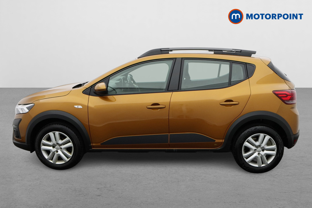 Dacia Sandero Stepway Expression Manual Petrol Hatchback - Stock Number (1570756) - Passenger side