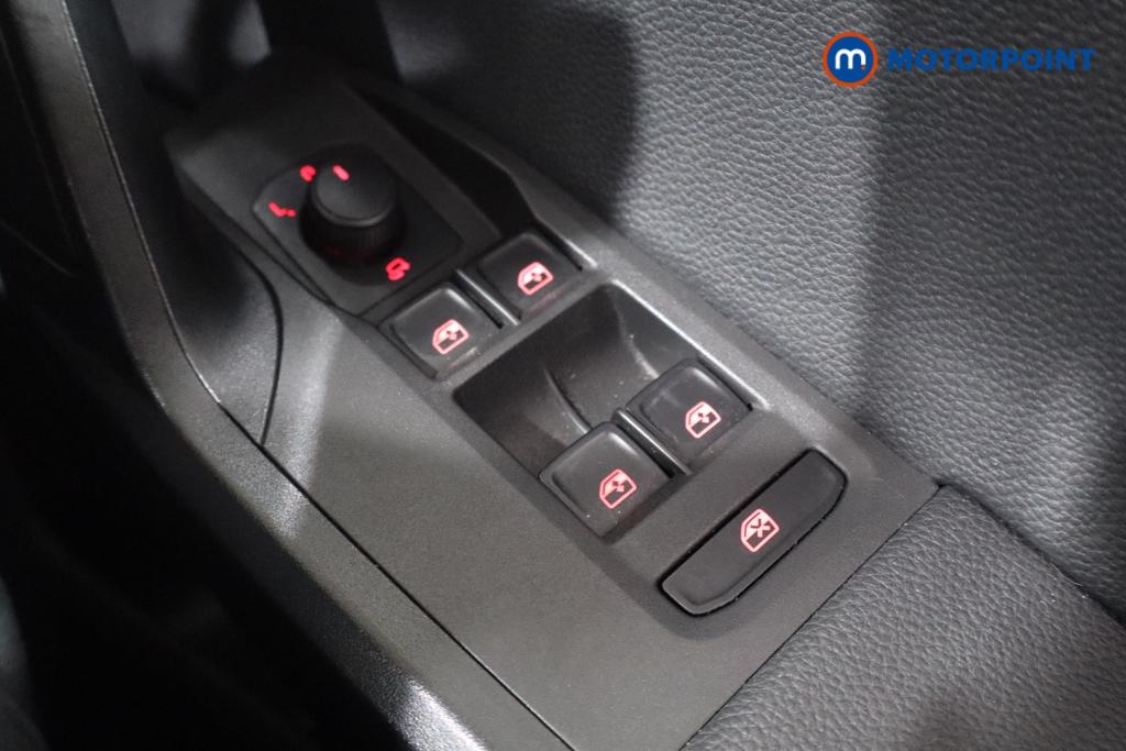 Seat Ibiza Xcellence Lux Manual Petrol Hatchback - Stock Number (1570793) - 9th supplementary image