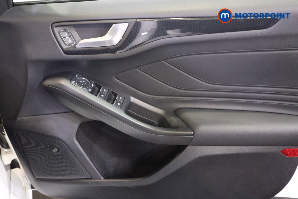 Ford Focus ST Manual Petrol Hatchback - Stock Number (1571267) - 15th supplementary image