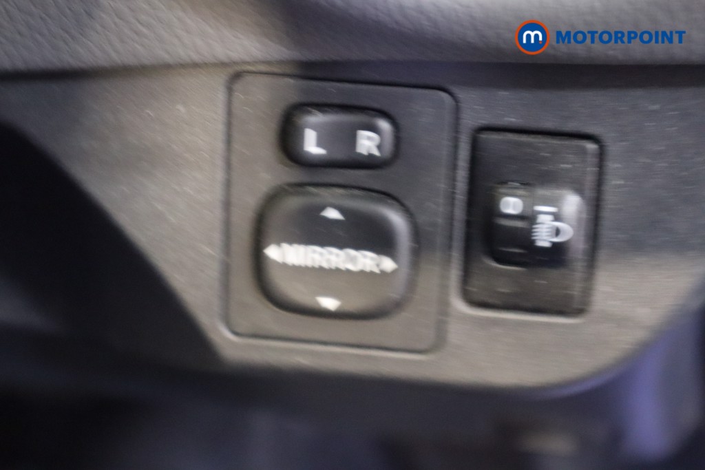 Toyota Yaris Icon Automatic Petrol Hatchback - Stock Number (1571631) - 16th supplementary image