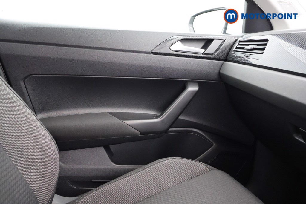 Volkswagen Polo Life Manual Petrol Hatchback - Stock Number (1571643) - 7th supplementary image