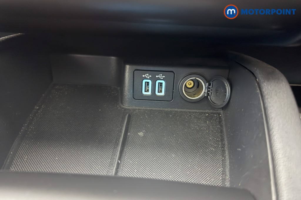 Ford Kuga St-Line X Edition Automatic Petrol Plug-In Hybrid SUV - Stock Number (1571898) - 6th supplementary image