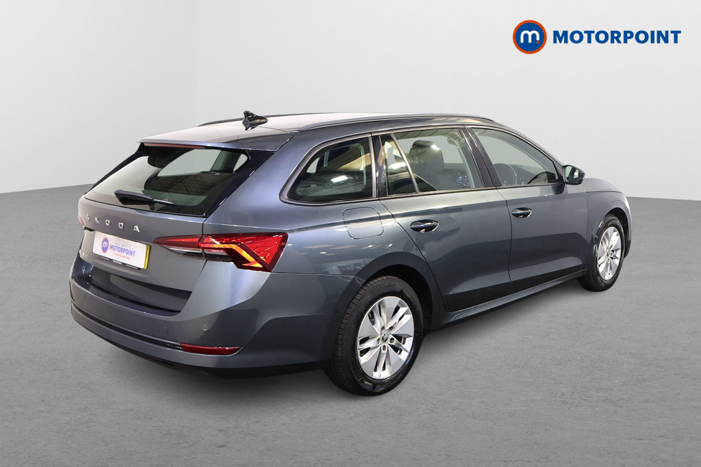 Skoda Octavia Se Technology Manual Petrol Estate - Stock Number (1571935) - Drivers side rear corner