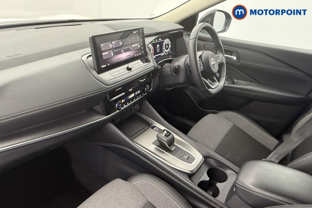 Nissan Qashqai N-Connecta Automatic Petrol SUV - Stock Number (1571997) - 18th supplementary image