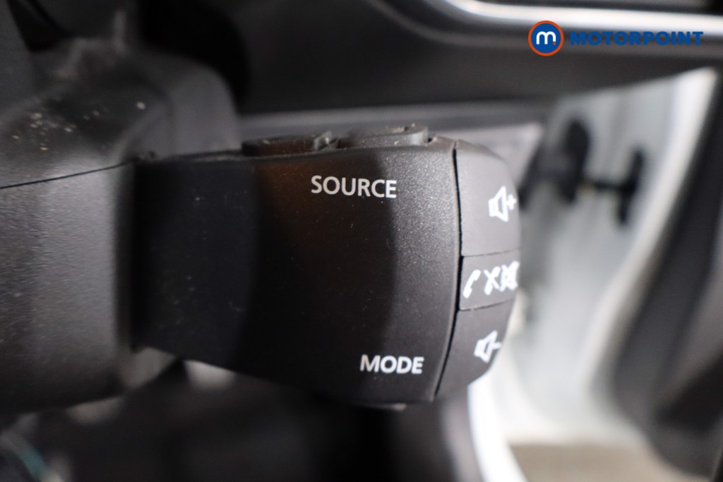 Dacia Sandero Stepway Comfort Manual Petrol-Lpg Hatchback - Stock Number (1572154) - 17th supplementary image