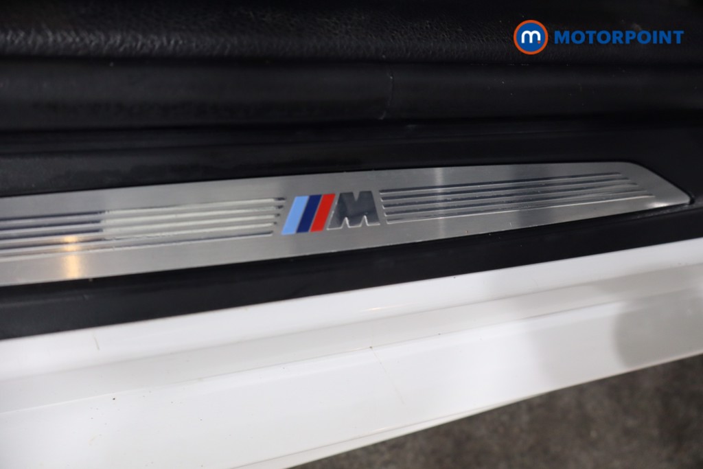 BMW 1 Series M Sport Shadow Edition Manual Petrol Hatchback - Stock Number (1572334) - 23rd supplementary image