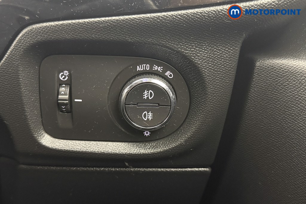 Vauxhall Corsa Ultimate Manual Petrol Hatchback - Stock Number (1572554) - 9th supplementary image