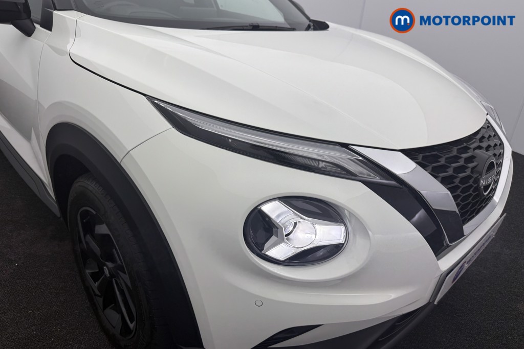 Nissan Juke N-Connecta Automatic Petrol SUV - Stock Number (1572646) - 15th supplementary image
