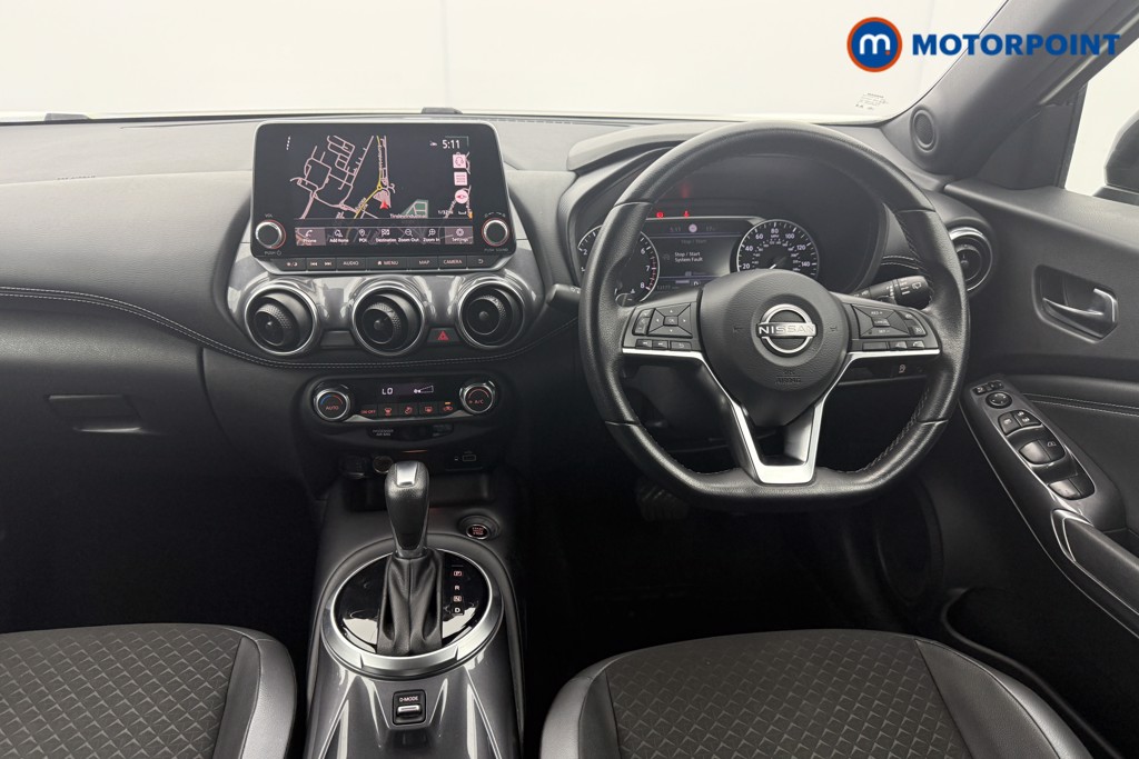 Nissan Juke N-Connecta Automatic Petrol SUV - Stock Number (1572646) - 1st supplementary image