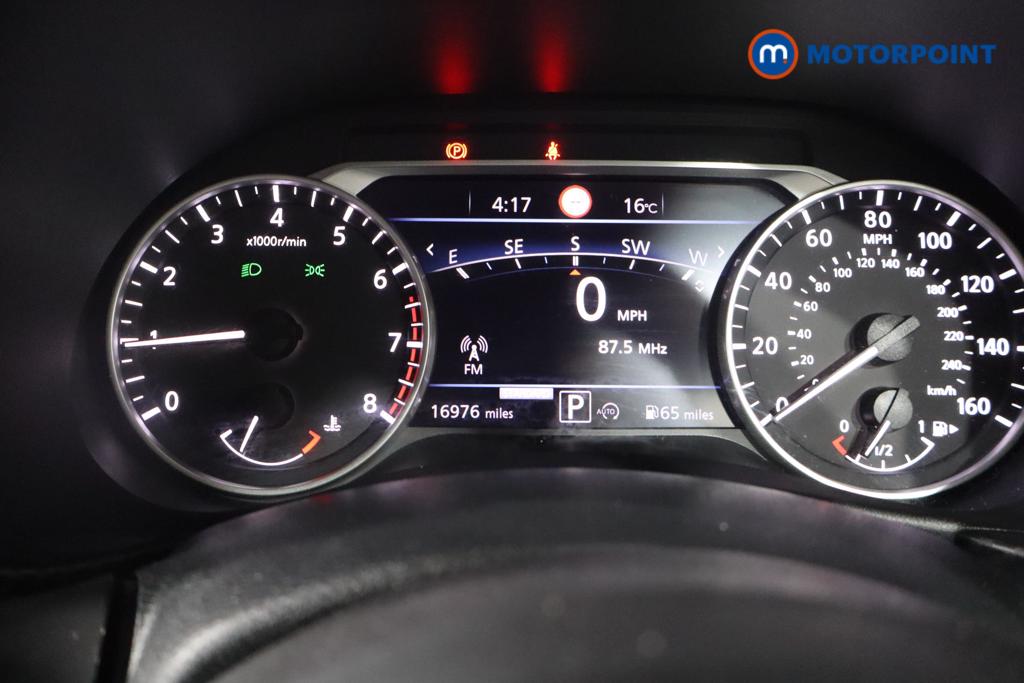 Nissan Juke N-Connecta Automatic Petrol SUV - Stock Number (1572654) - 7th supplementary image