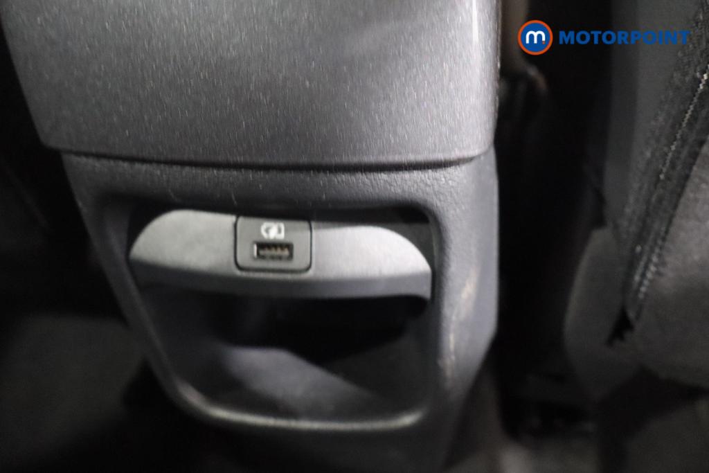Nissan Juke N-Connecta Automatic Petrol SUV - Stock Number (1572654) - 12th supplementary image