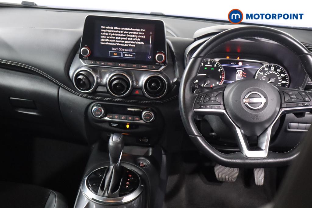Nissan Juke N-Connecta Automatic Petrol SUV - Stock Number (1572654) - 1st supplementary image