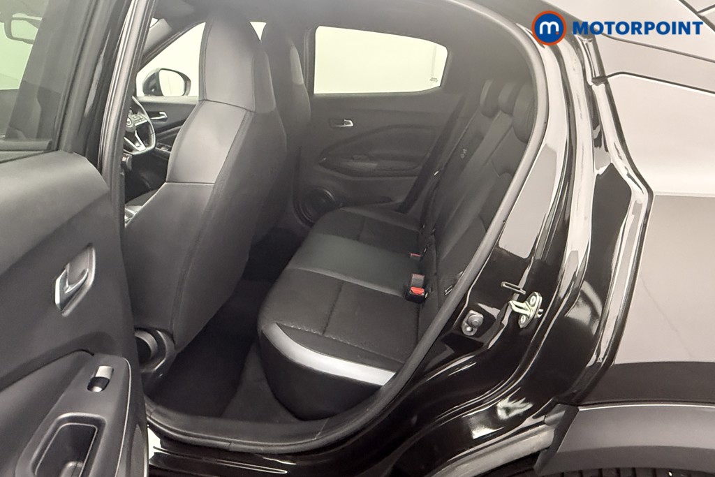 Nissan Juke N-Connecta Automatic Petrol SUV - Stock Number (1572666) - 20th supplementary image