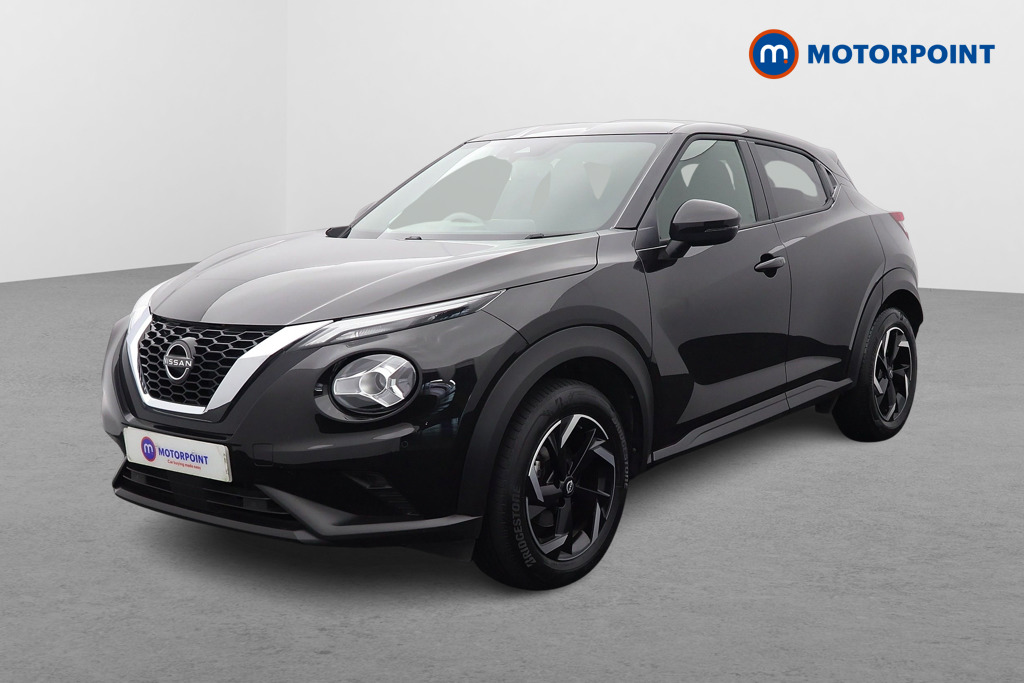 Nissan Juke N-Connecta Automatic Petrol SUV - Stock Number (1572666) - Passenger side front corner
