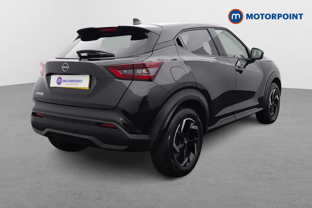 Nissan Juke N-Connecta Automatic Petrol SUV - Stock Number (1572666) - Drivers side rear corner