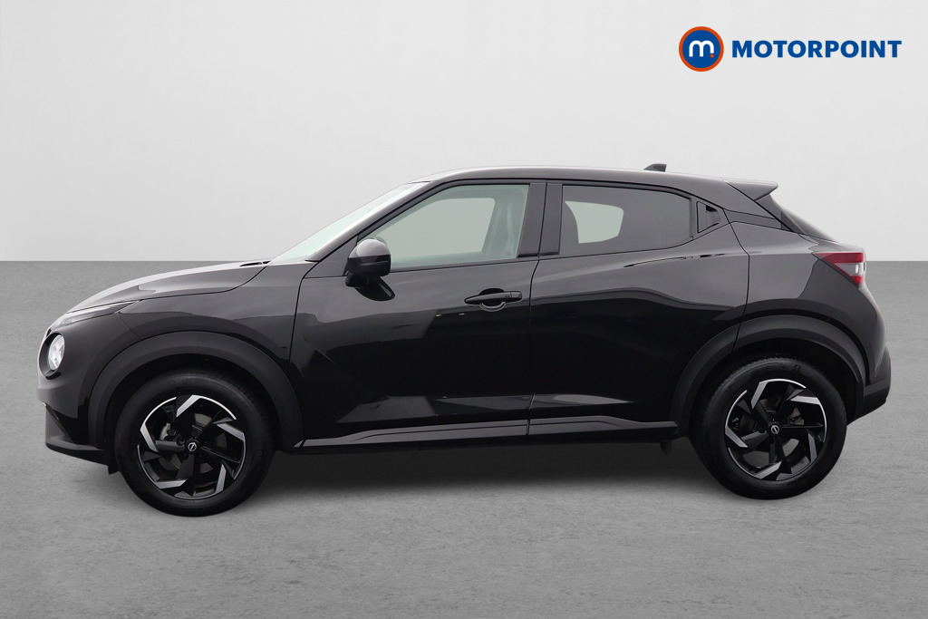 Nissan Juke N-Connecta Automatic Petrol SUV - Stock Number (1572666) - Passenger side
