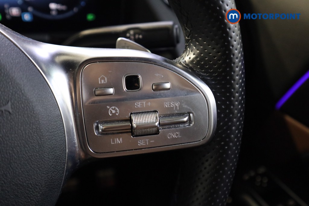 Mercedes-Benz GLA Exclusive Edition Automatic Petrol Plug-In Hybrid SUV - Stock Number (1572704) - 4th supplementary image