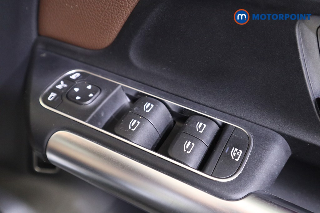 Mercedes-Benz GLA Exclusive Edition Automatic Petrol Plug-In Hybrid SUV - Stock Number (1572704) - 11th supplementary image