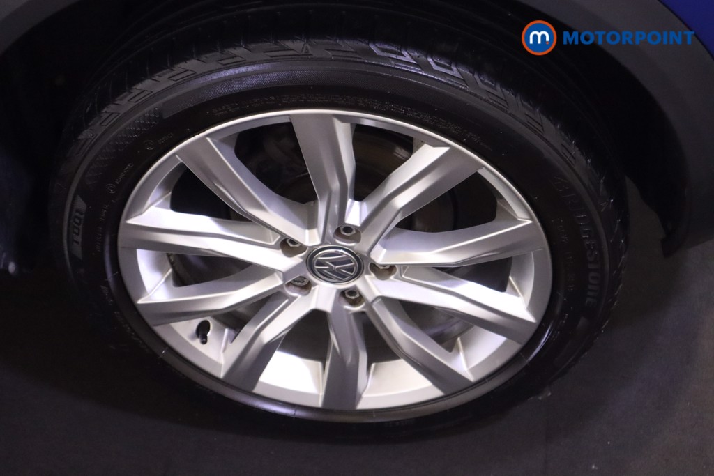 Volkswagen T-Roc SEL Manual Petrol SUV - Stock Number (1572789) - 9th supplementary image