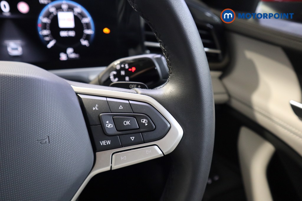 Volkswagen Passat Life Automatic Petrol Plug-In Hybrid Estate - Stock Number (1573295) - 4th supplementary image