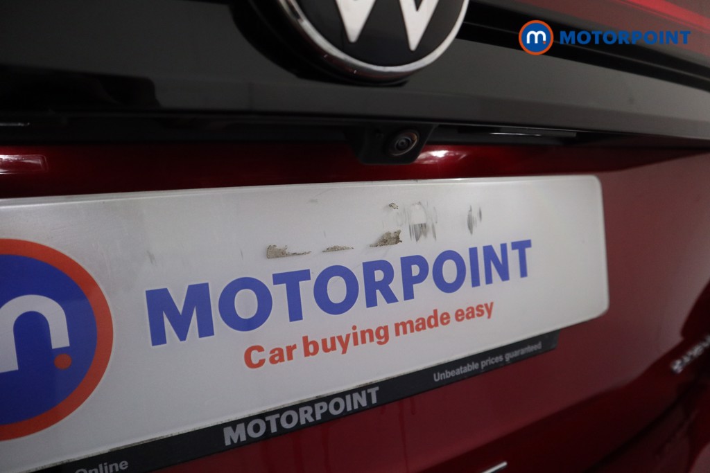 Volkswagen Passat Life Automatic Petrol Plug-In Hybrid Estate - Stock Number (1573295) - 21st supplementary image