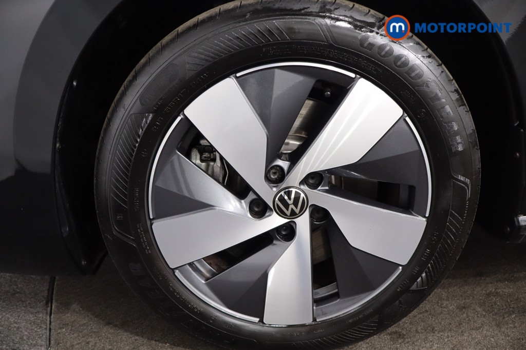 Volkswagen Passat Life Automatic Petrol Plug-In Hybrid Estate - Stock Number (1573326) - 11th supplementary image